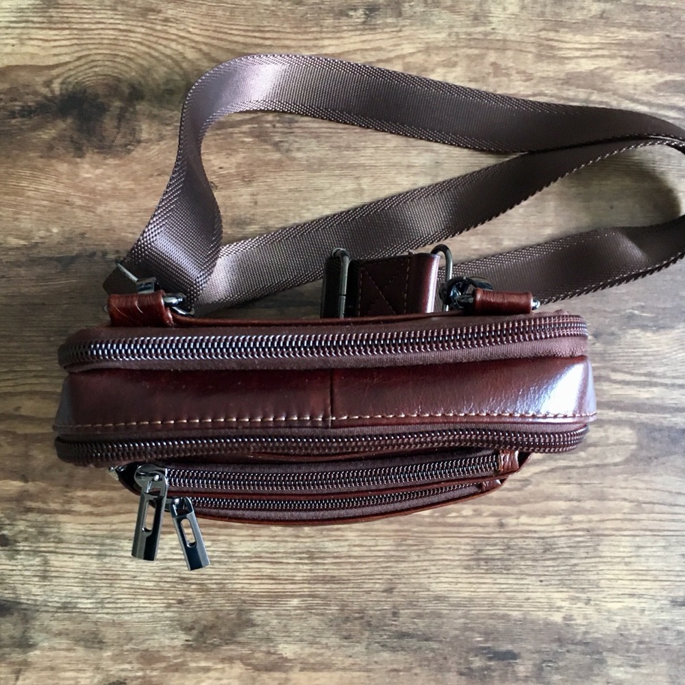 Crossbody bag - Picture 4 of 16